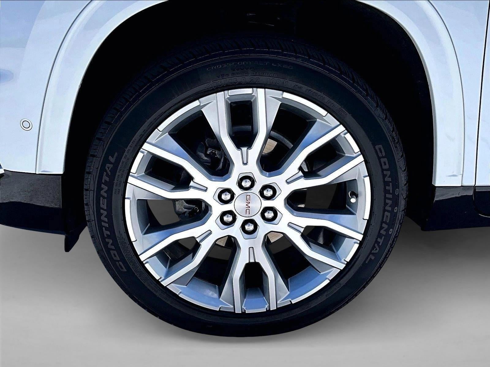 2024 GMC Acadia Denali