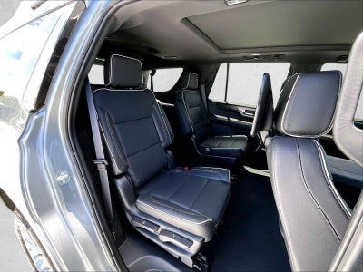 2025 GMC Yukon Elevation