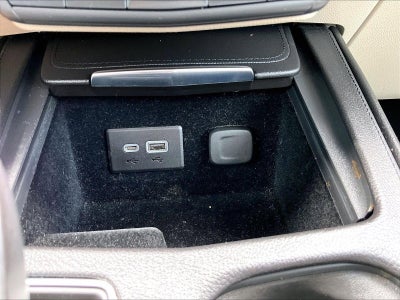 2021 Cadillac XT4 Premium Luxury