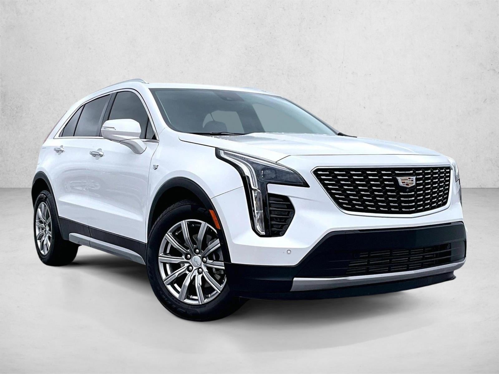 2022 Cadillac XT4 Premium Luxury