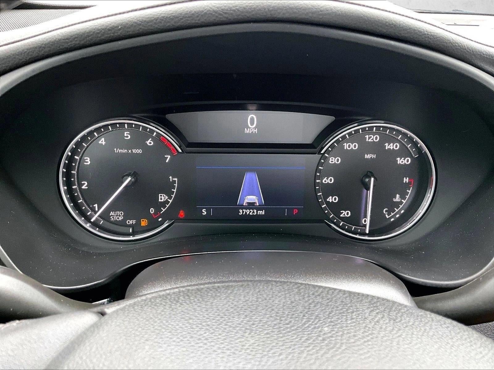 2022 Cadillac XT4 Premium Luxury