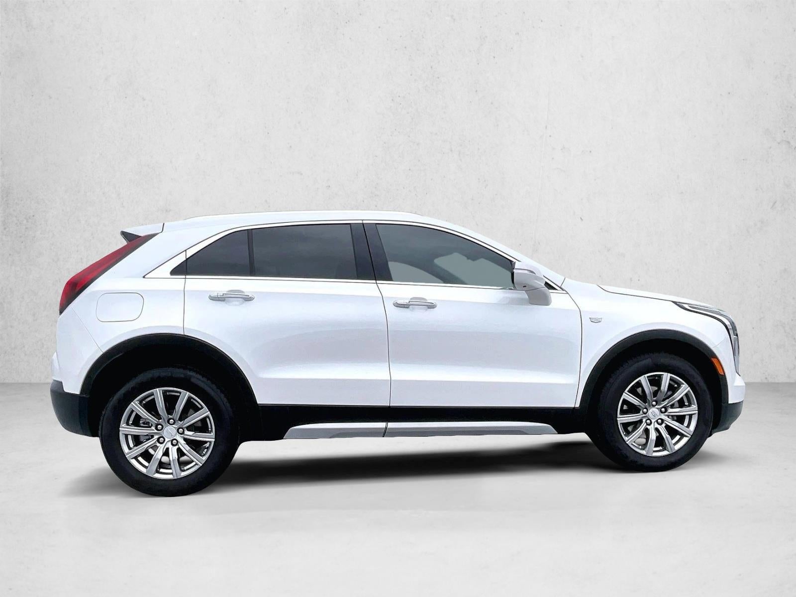 2022 Cadillac XT4 Premium Luxury