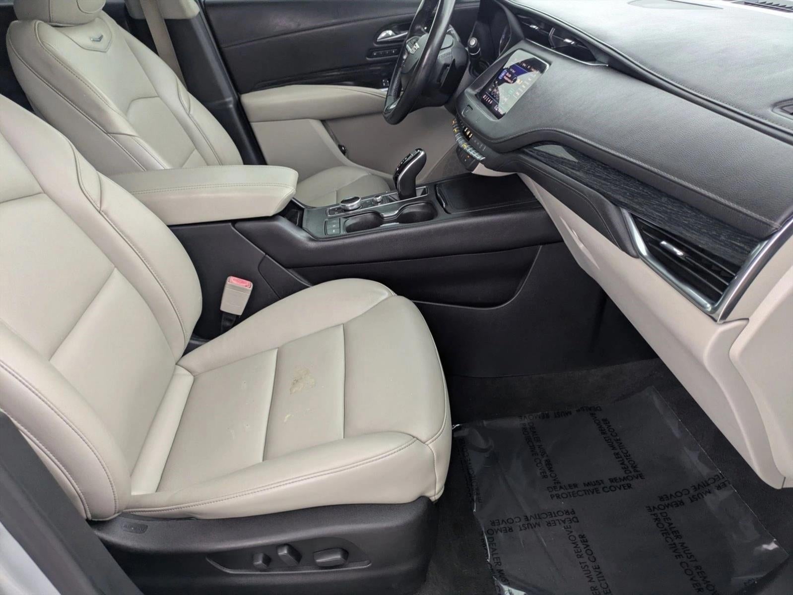 2020 Cadillac XT4 Premium Luxury