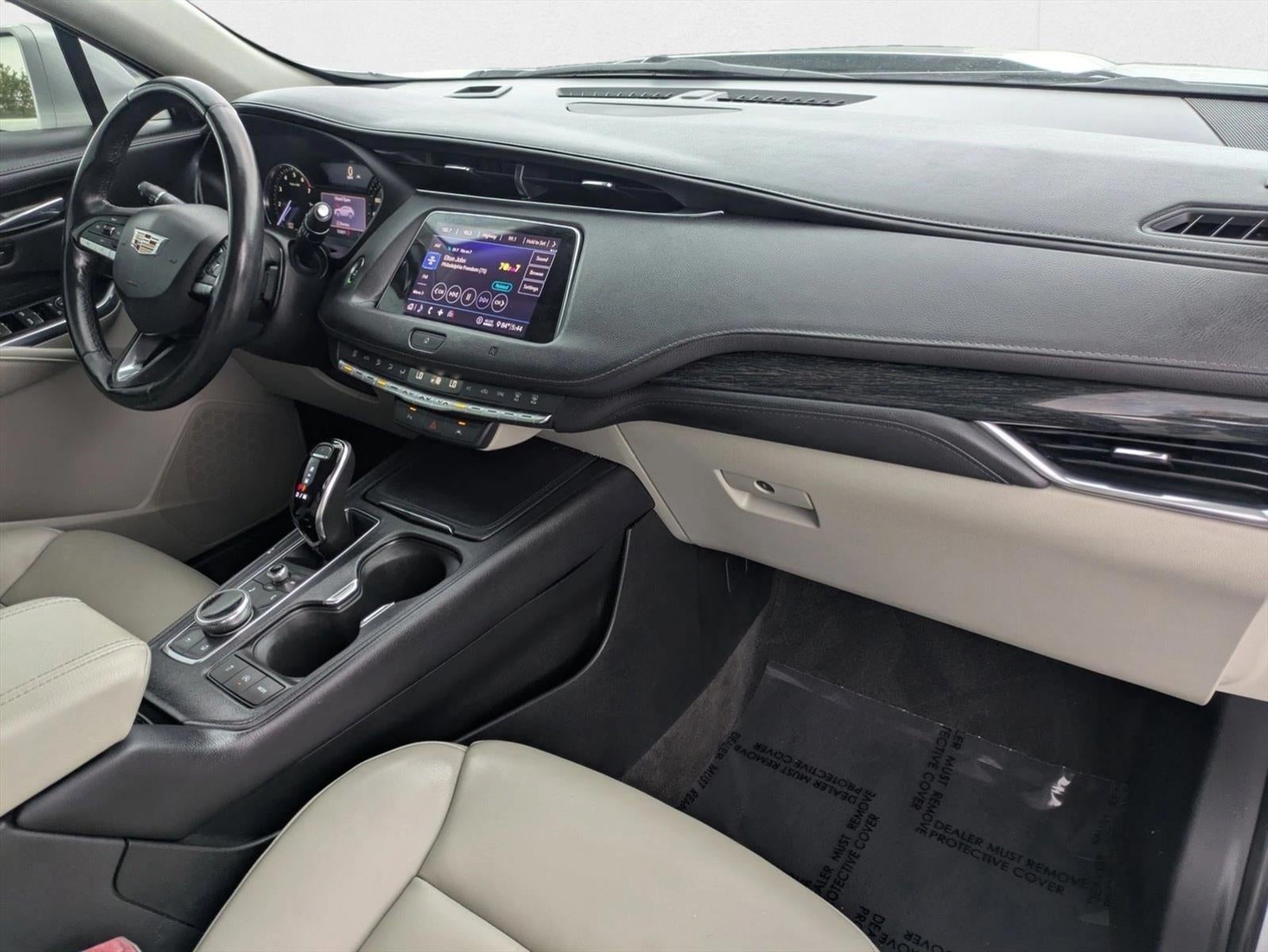 2020 Cadillac XT4 Premium Luxury