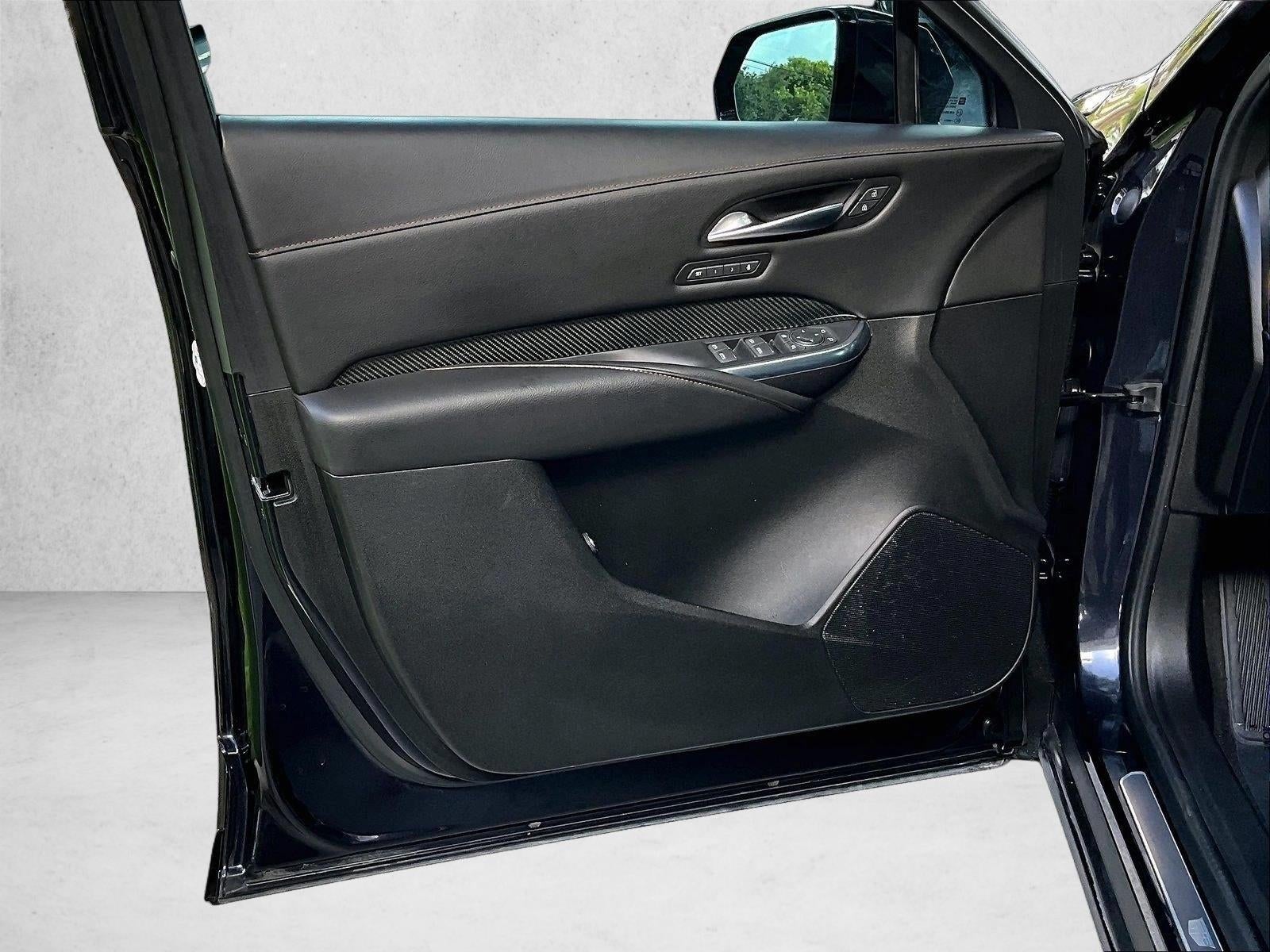 2022 Cadillac XT4 AWD Sport