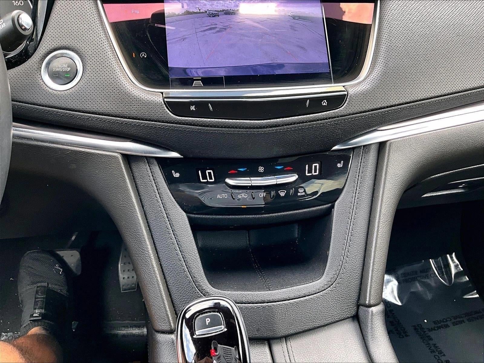 2023 Cadillac XT5 Luxury