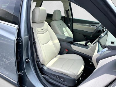 2023 Cadillac XT5 FWD Premium Luxury