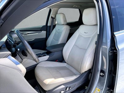 2023 Cadillac XT5 FWD Premium Luxury