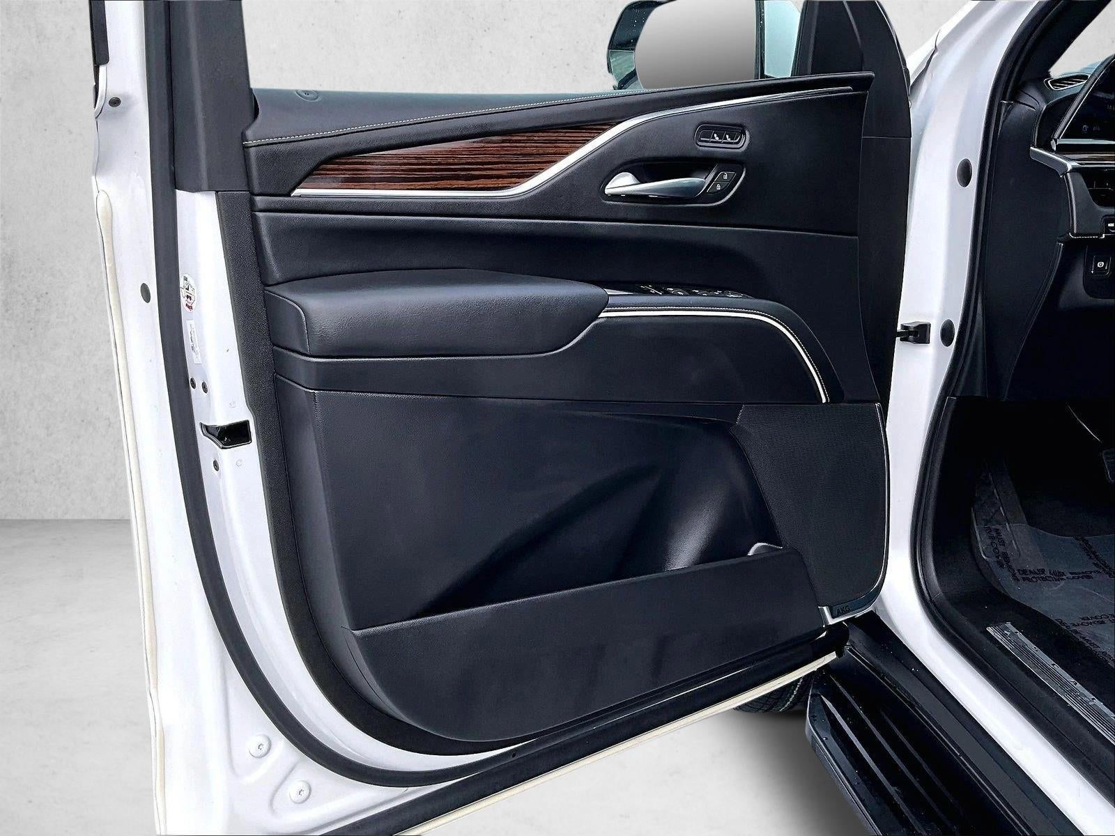 2023 Cadillac Escalade Luxury