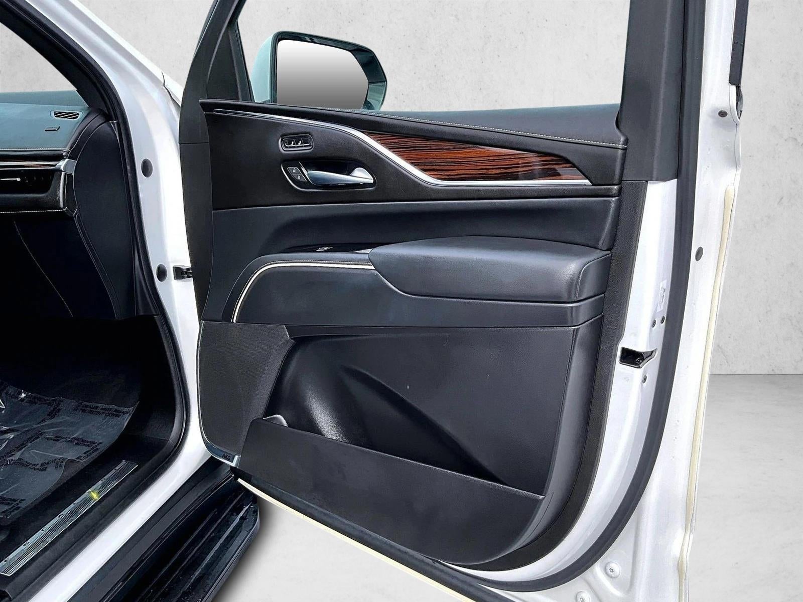 2023 Cadillac Escalade Luxury