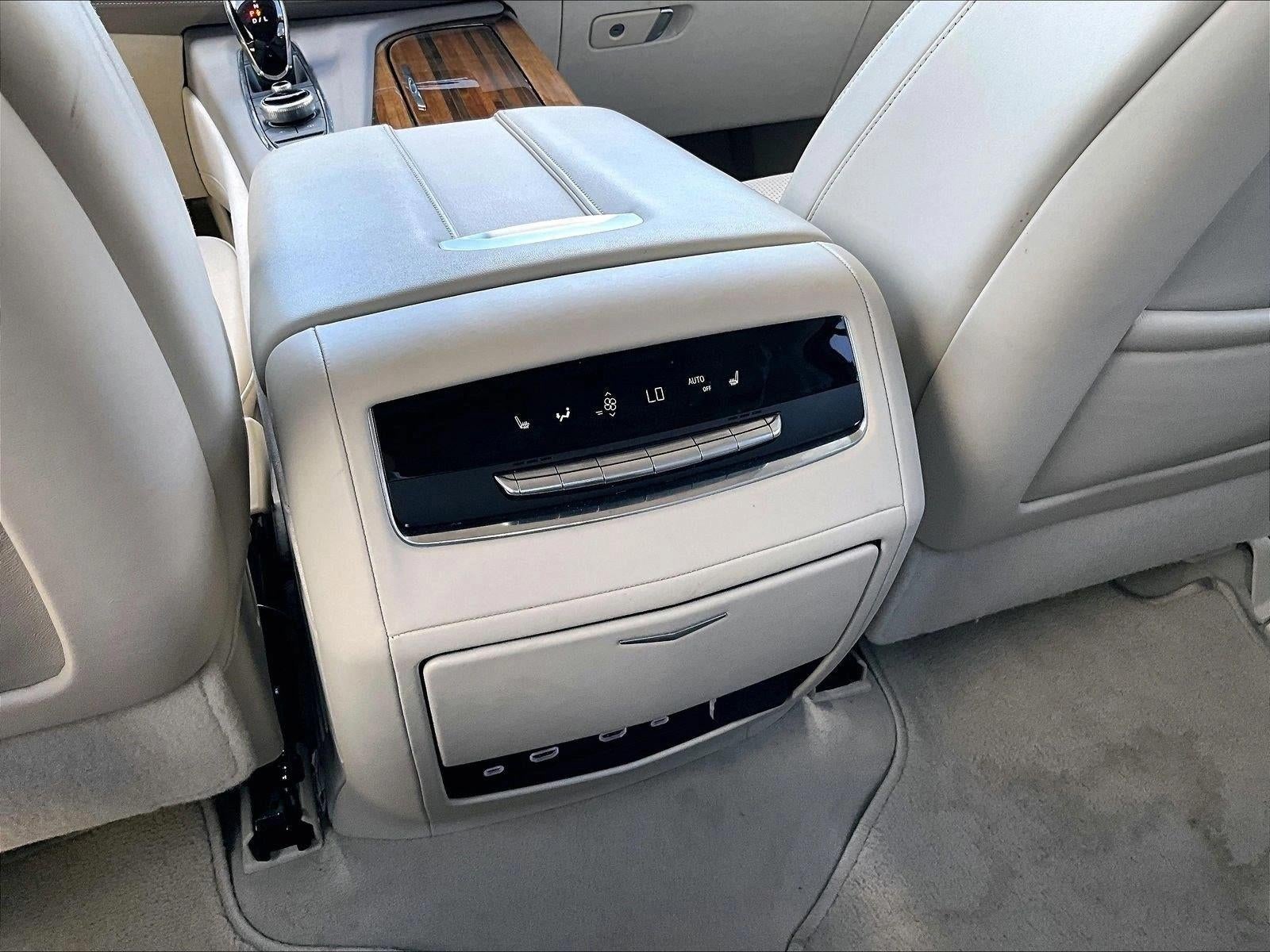 2024 Cadillac Escalade Sport Platinum