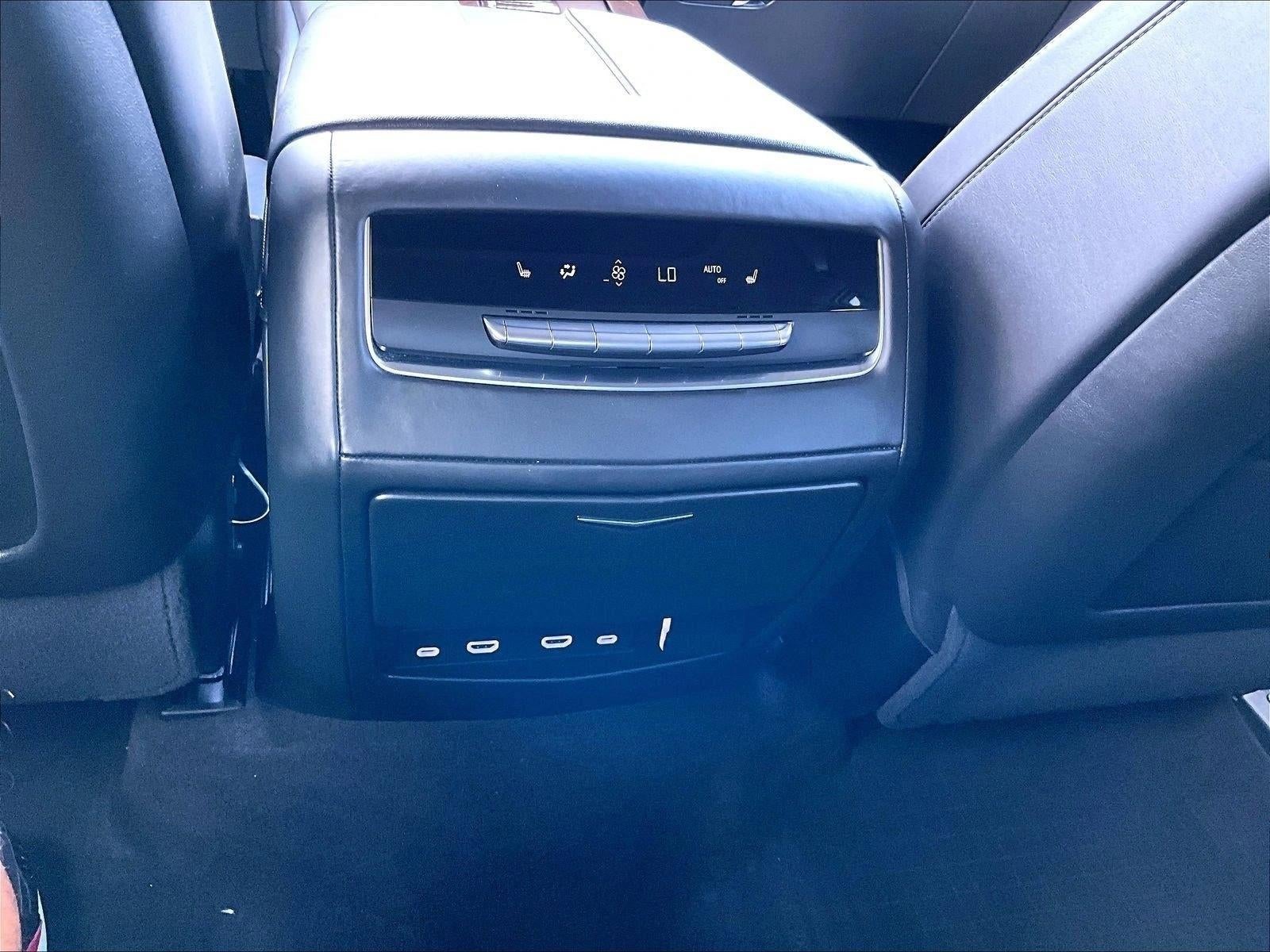 2024 Cadillac Escalade ESV Sport Platinum