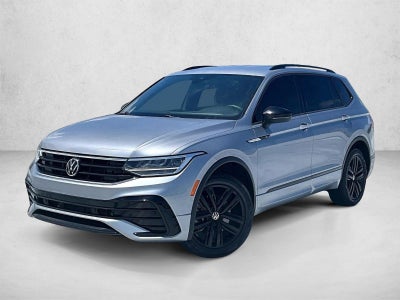 2022 Volkswagen Tiguan SE R-Line Black
