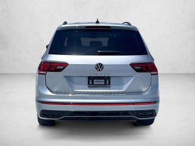 2022 Volkswagen Tiguan SE R-Line Black