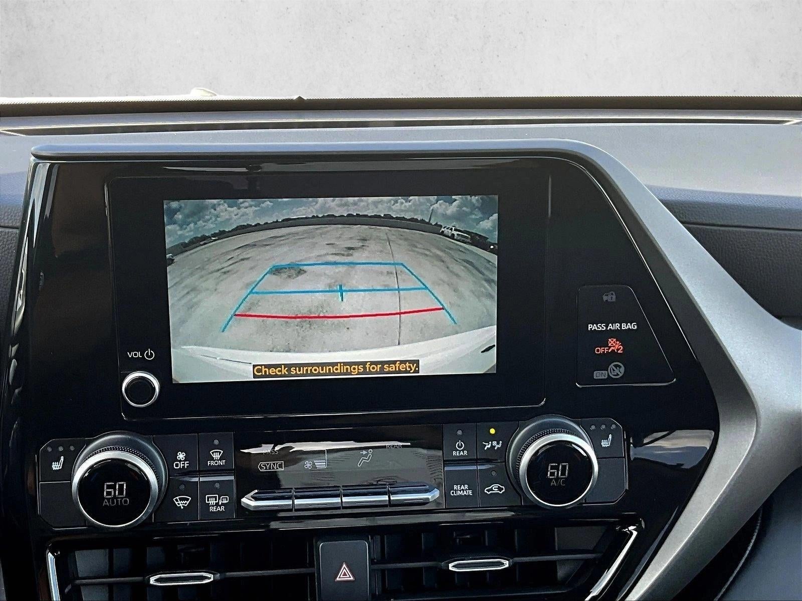 2024 Toyota Highlander Hybrid XLE