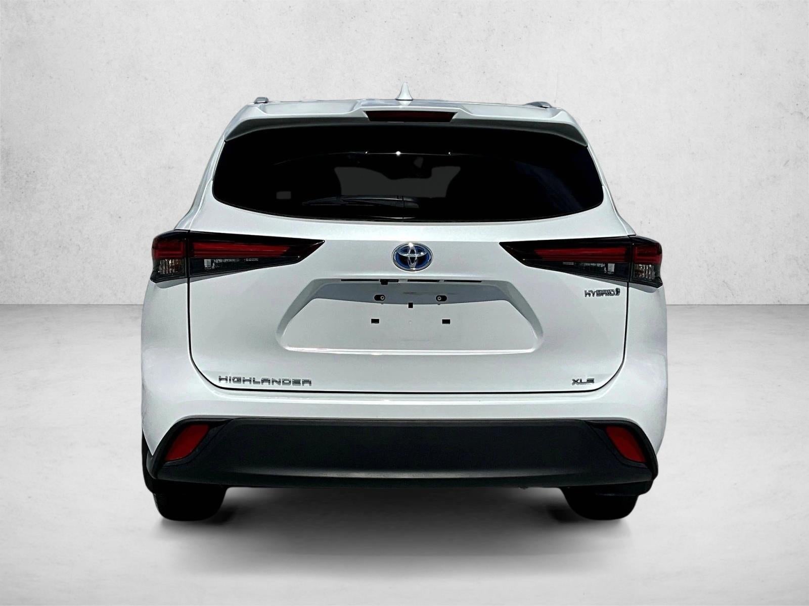 2024 Toyota Highlander Hybrid XLE