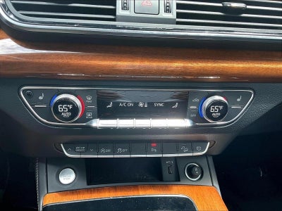 2022 Audi Q5 S line Premium Plus