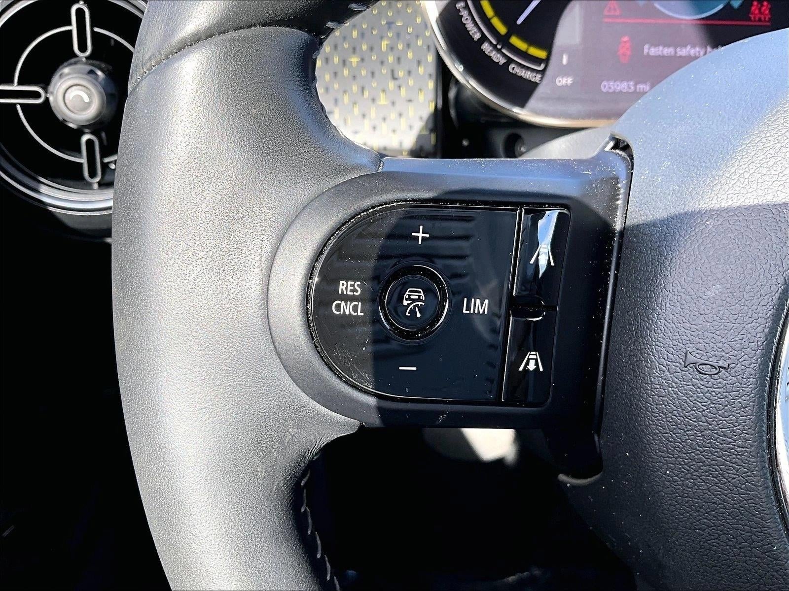 2022 MINI Hardtop 2 Door Cooper SE