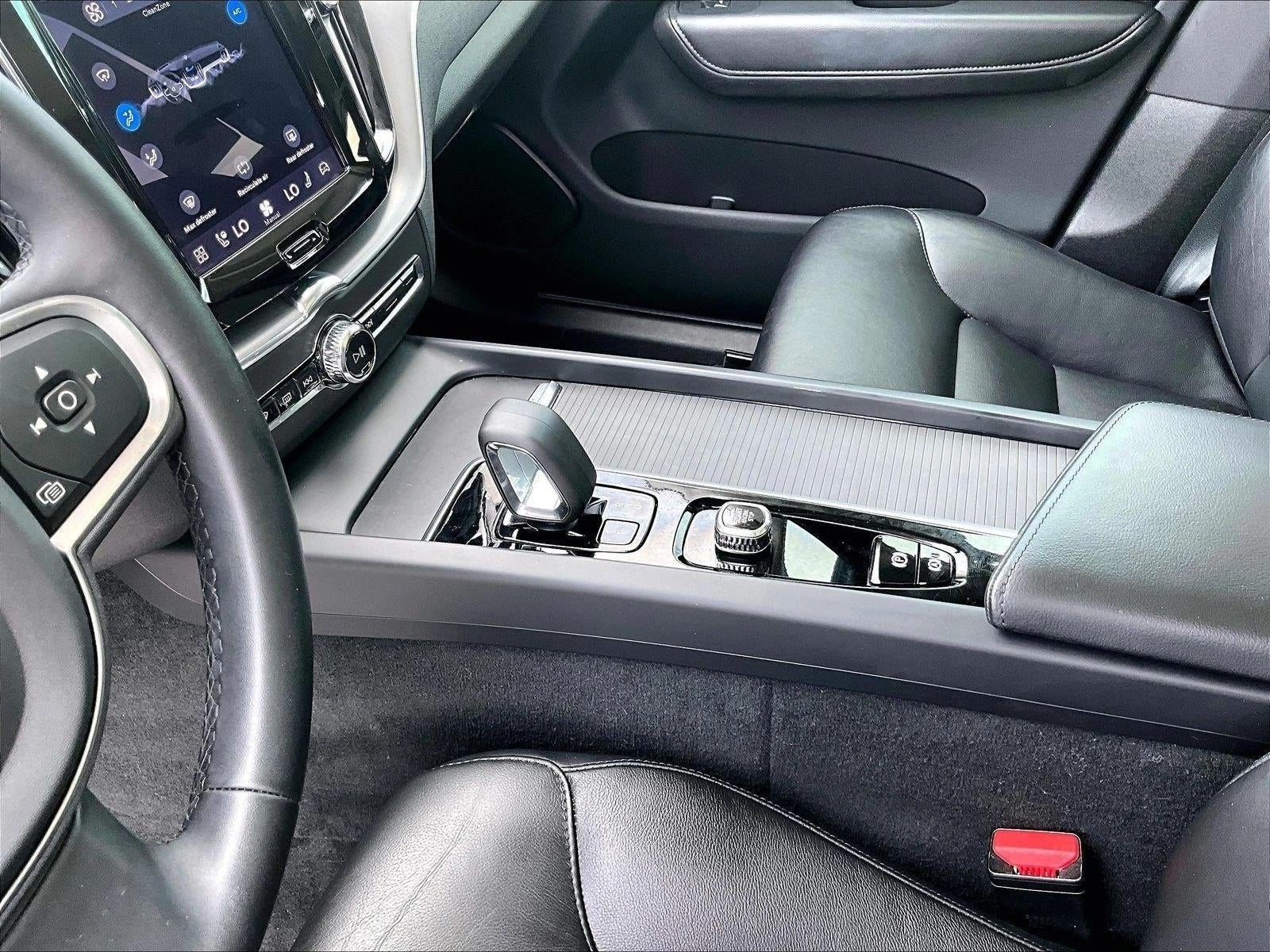 2023 Volvo XC60 Core
