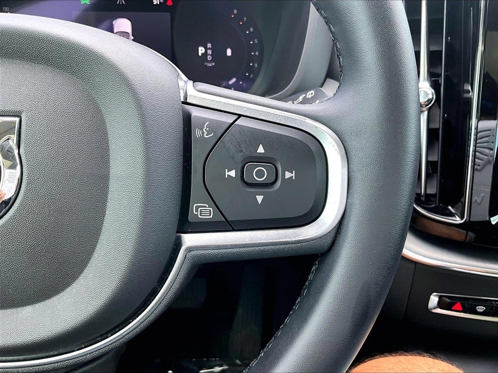 2023 Volvo XC60 Core