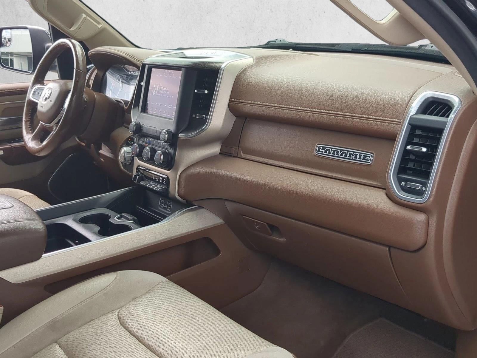 2020 RAM 1500 Laramie Crew Cab 4x2 5'7" Box