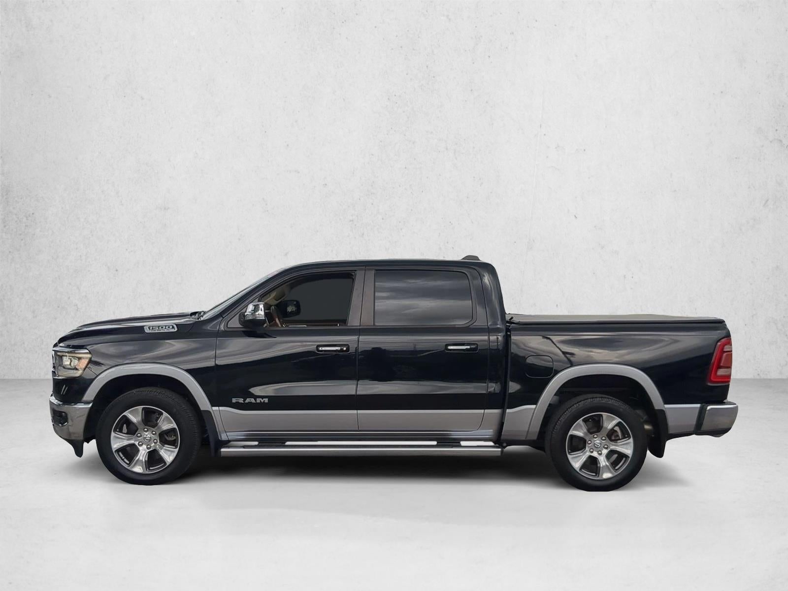 2020 RAM 1500 Laramie Crew Cab 4x2 5'7" Box