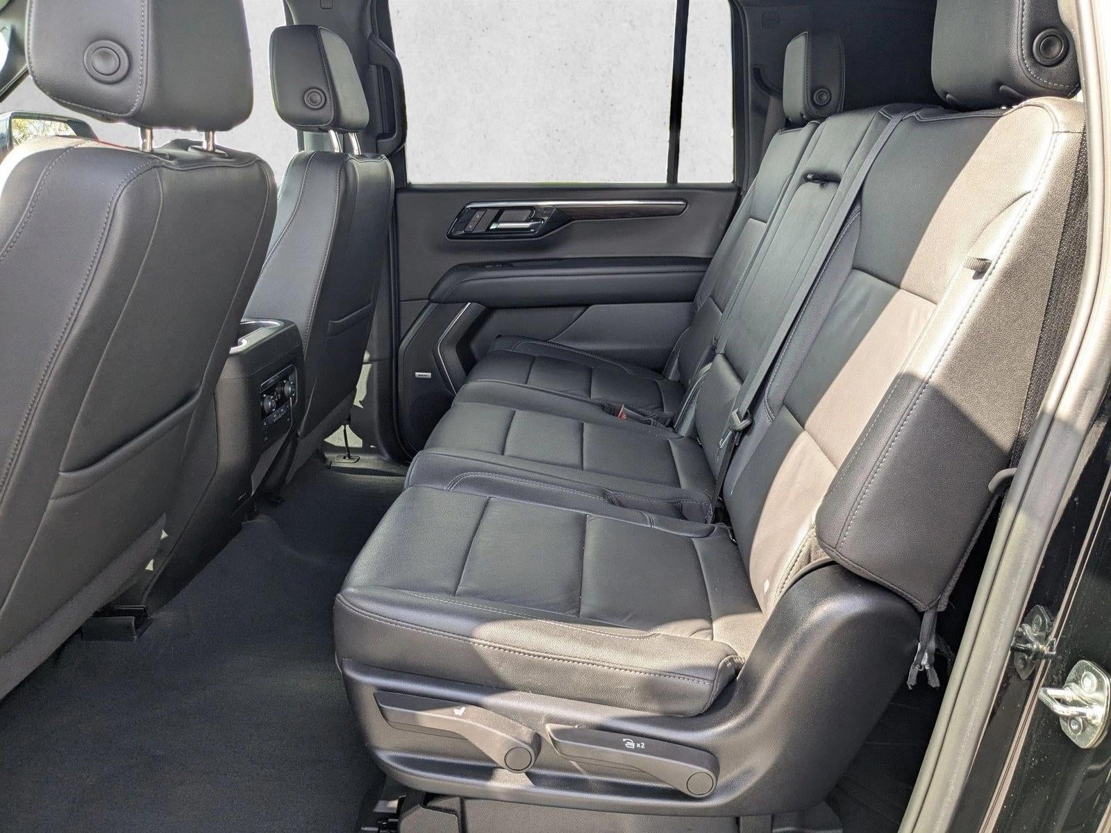 2025 Chevrolet Suburban LT