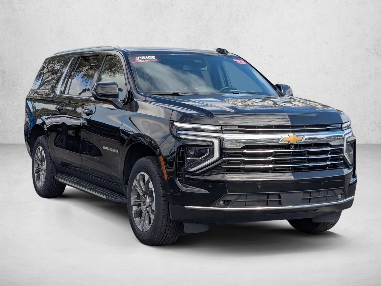 2025 Chevrolet Suburban LT