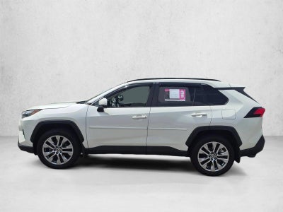 2022 Toyota RAV4 XLE Premium