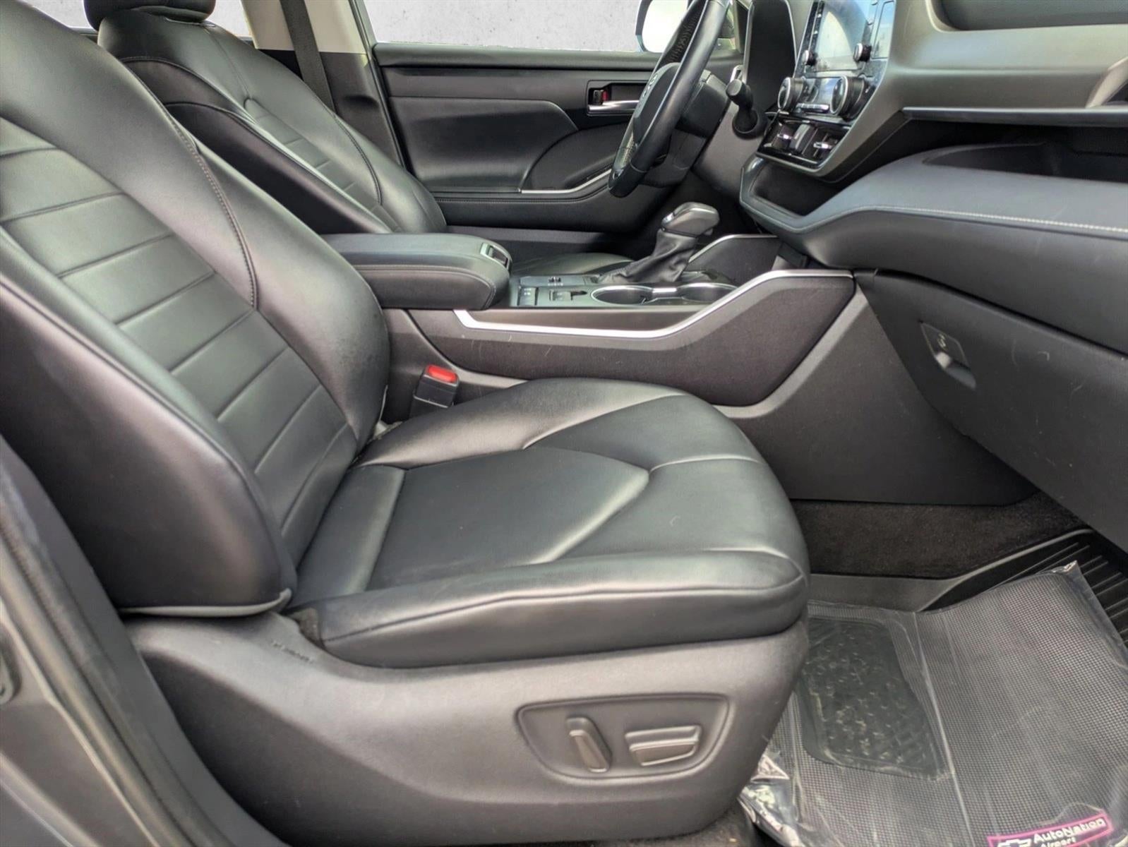 2021 Toyota Highlander Hybrid XLE