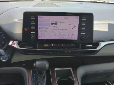 2021 Toyota Sienna LE
