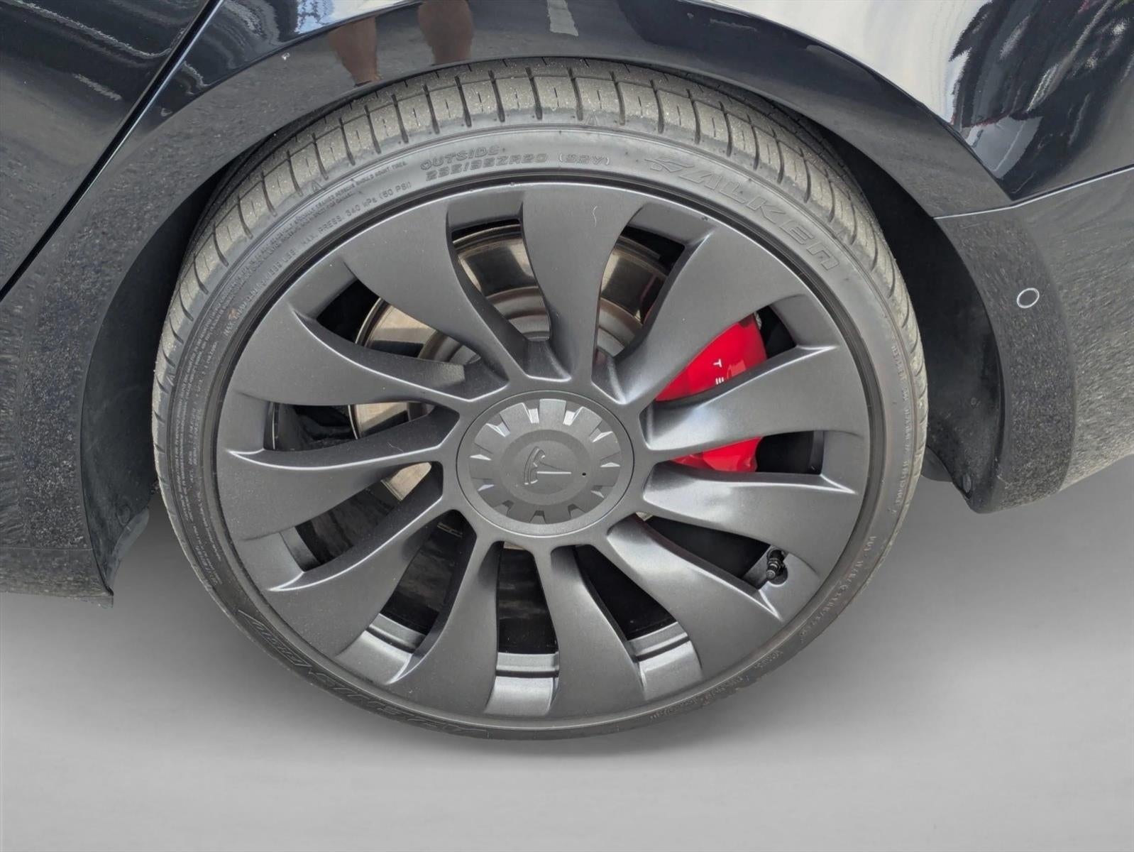 2022 Tesla Model 3 Long Range Dual Motor All-Wheel Drive