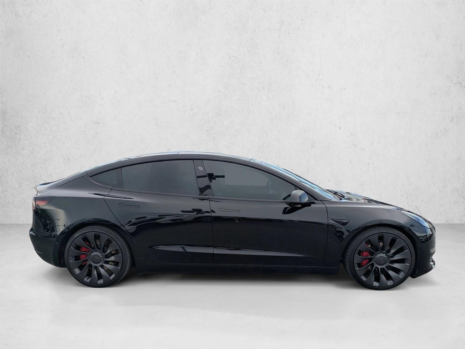 2022 Tesla Model 3 Long Range Dual Motor All-Wheel Drive