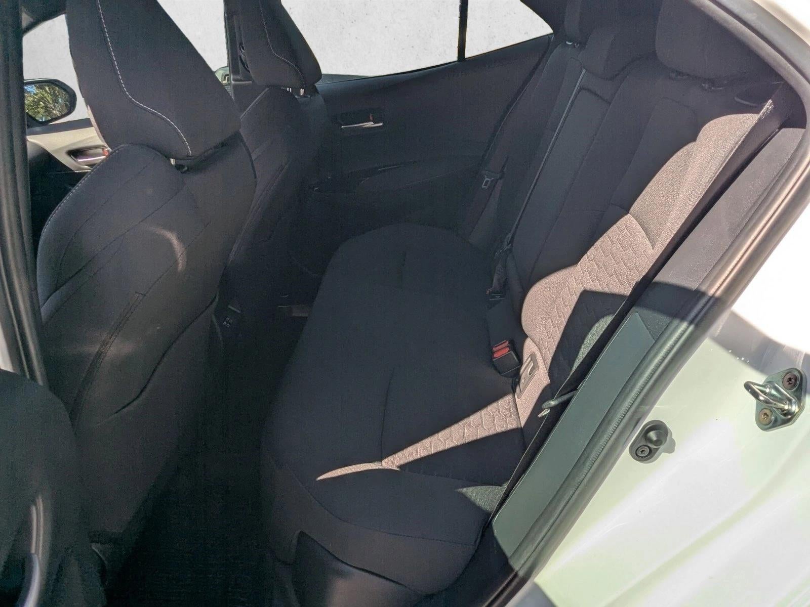 2025 Toyota Corolla Hatchback SE