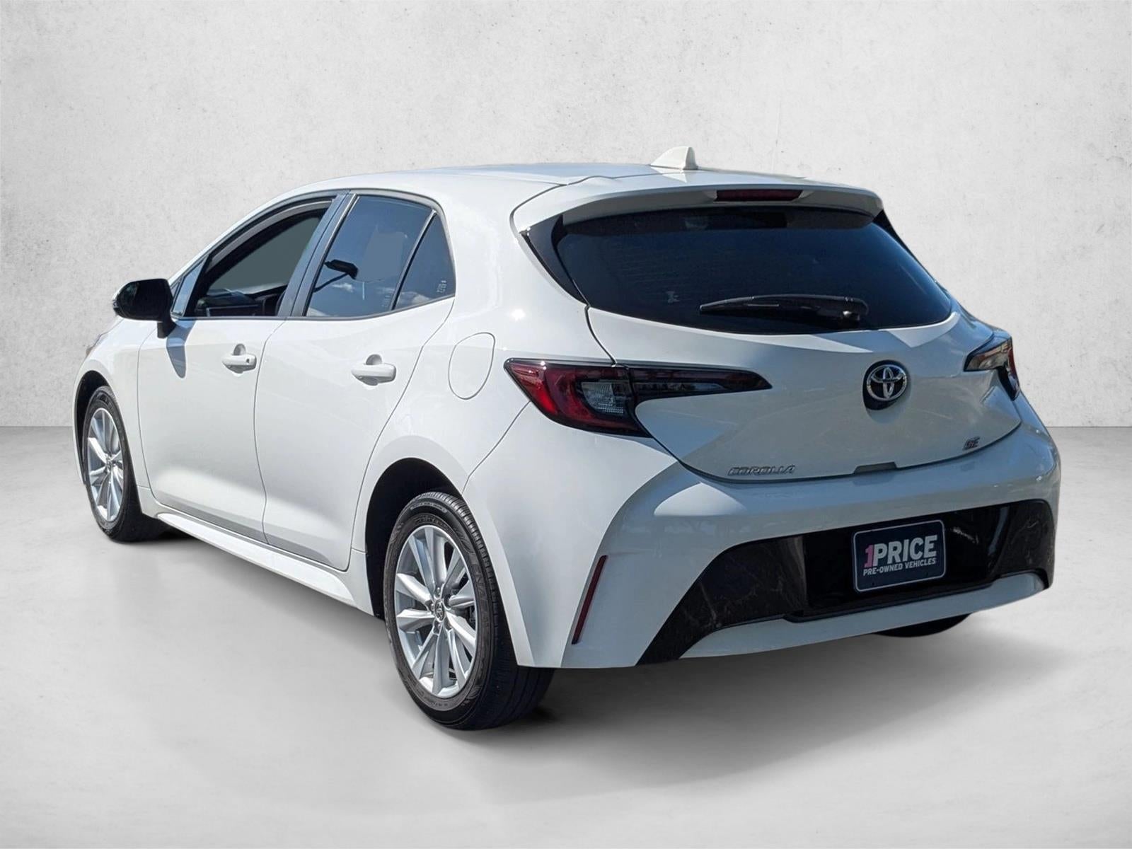 2025 Toyota Corolla Hatchback SE