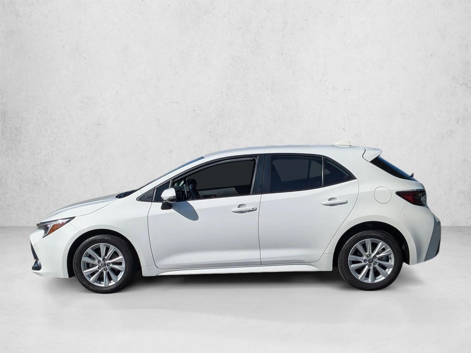 2025 Toyota Corolla Hatchback SE