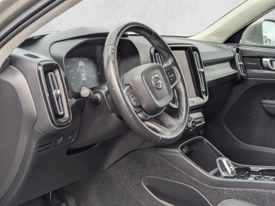 2021 Volvo XC40 Inscription