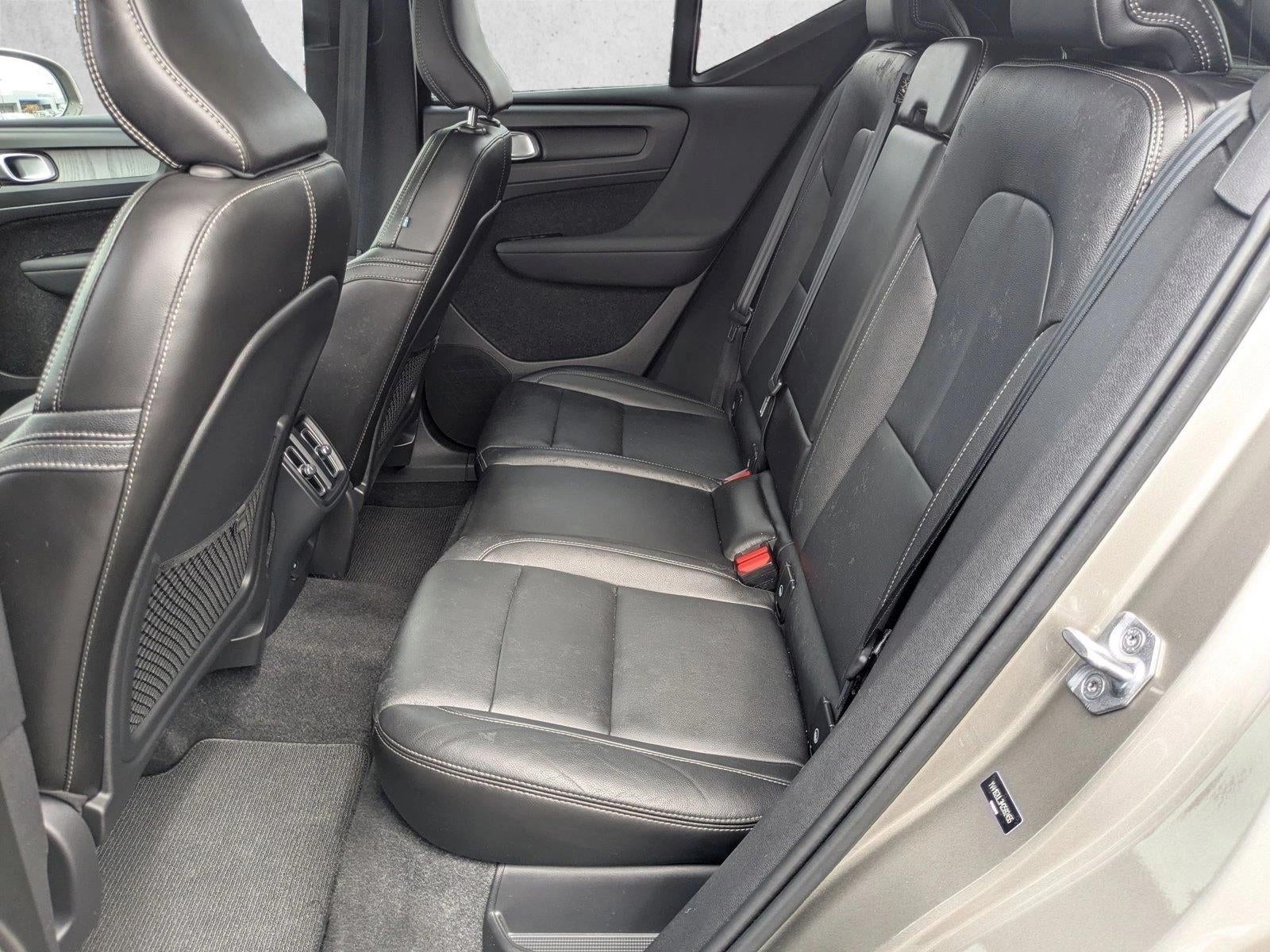 2021 Volvo XC40 Inscription