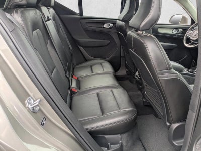2021 Volvo XC40 Inscription