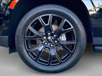 2023 Chevrolet Suburban RST