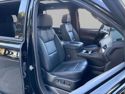 2023 Chevrolet Suburban RST