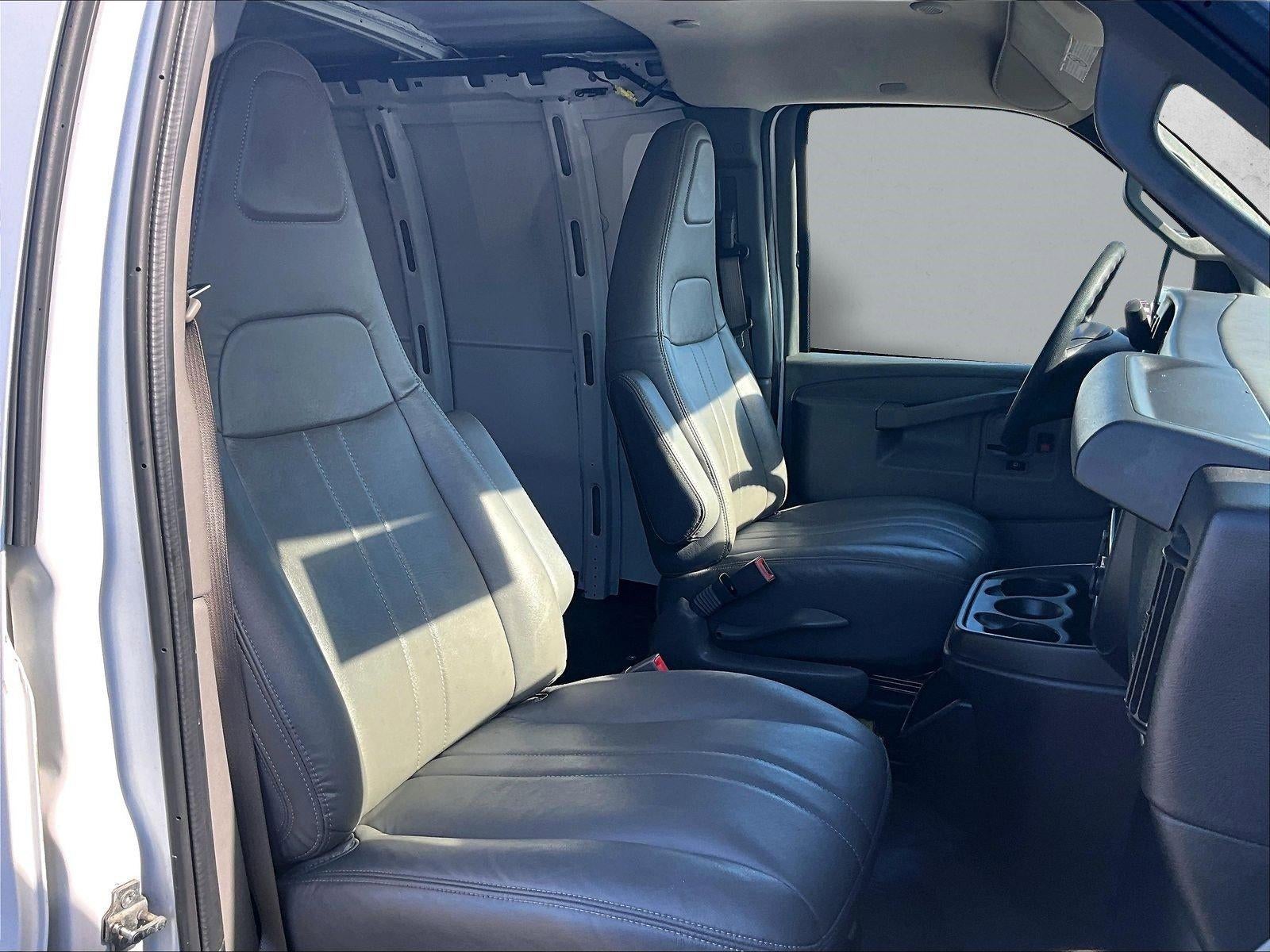 2020 GMC Savana Cargo 2500 Base