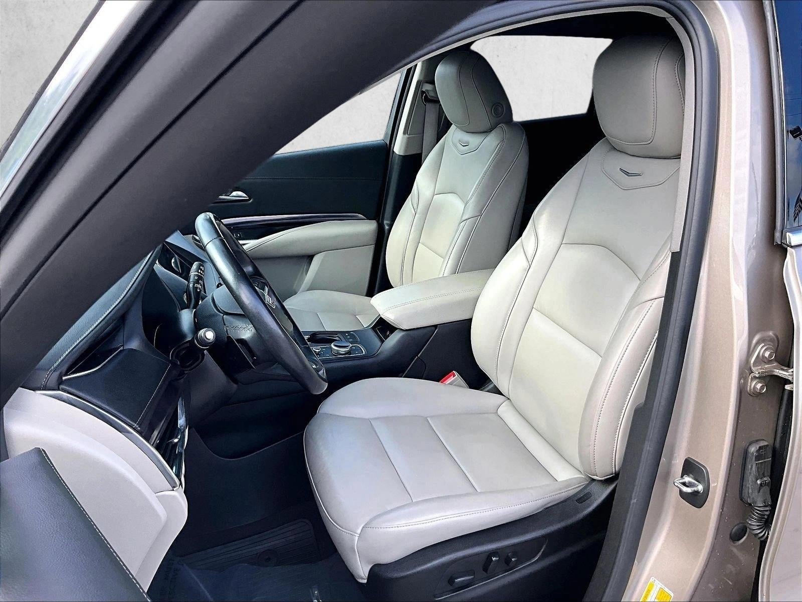 2023 Cadillac XT4 Luxury