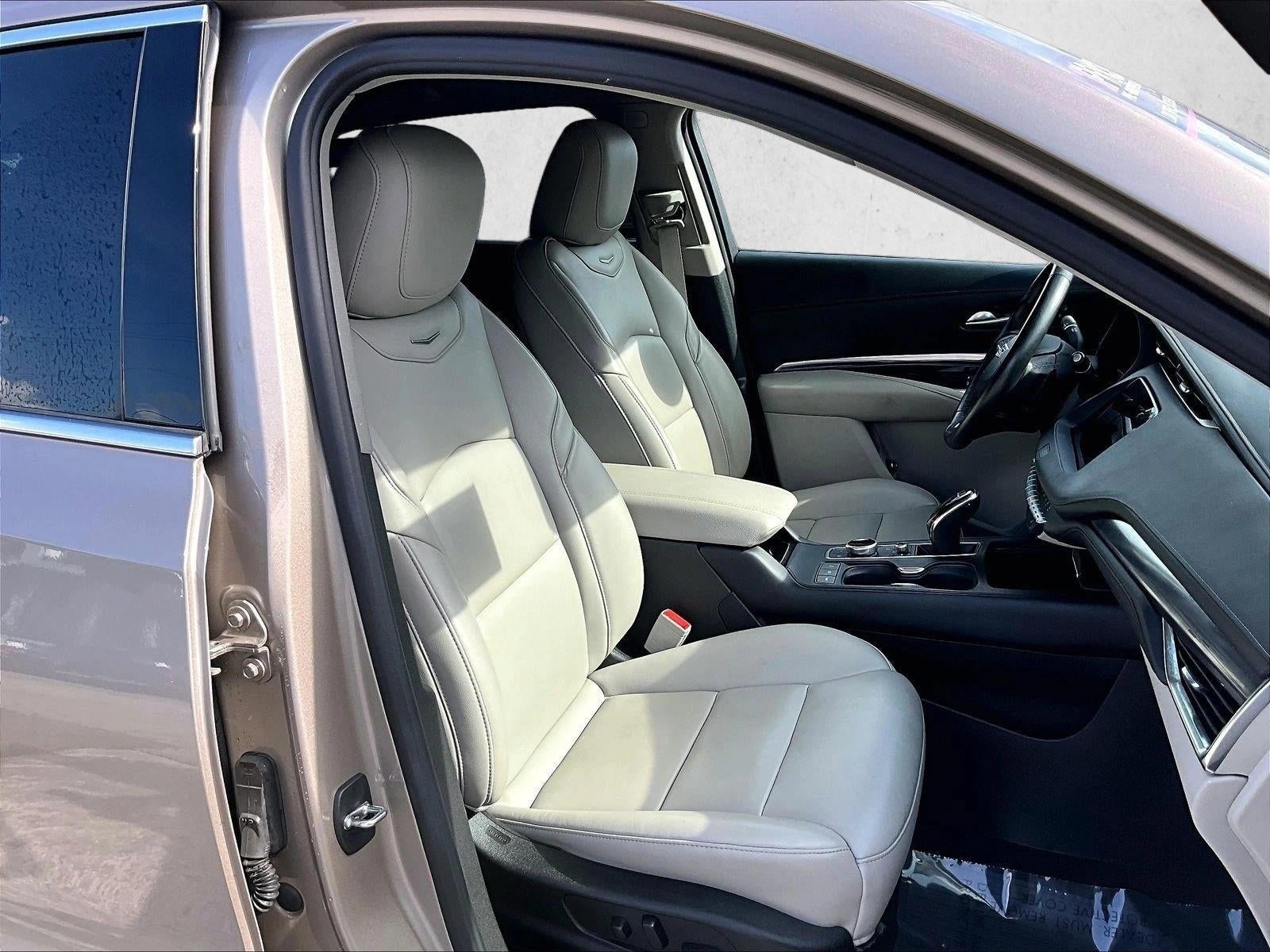 2023 Cadillac XT4 Luxury