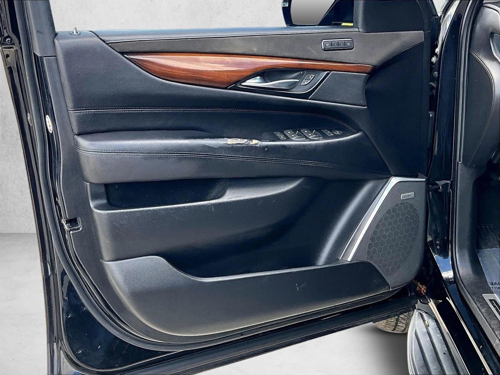 2018 Cadillac Escalade Luxury