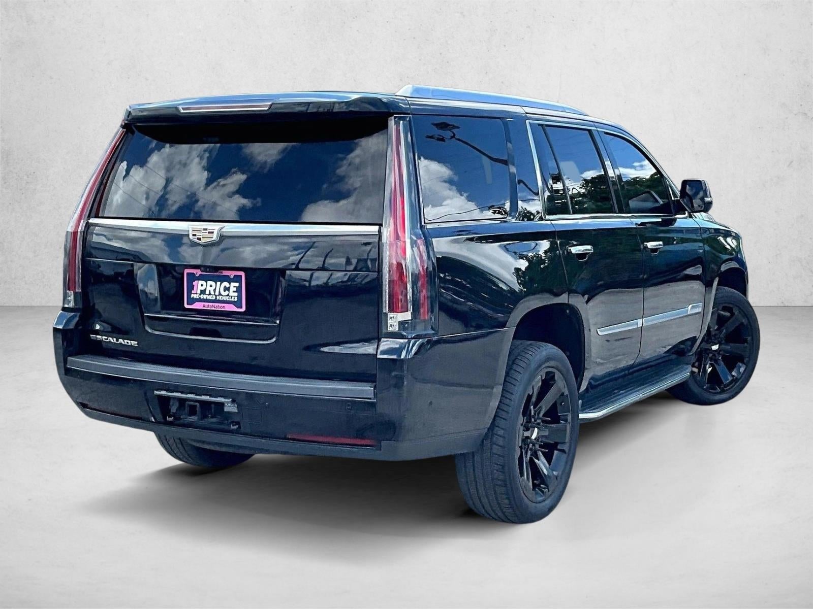2018 Cadillac Escalade Luxury