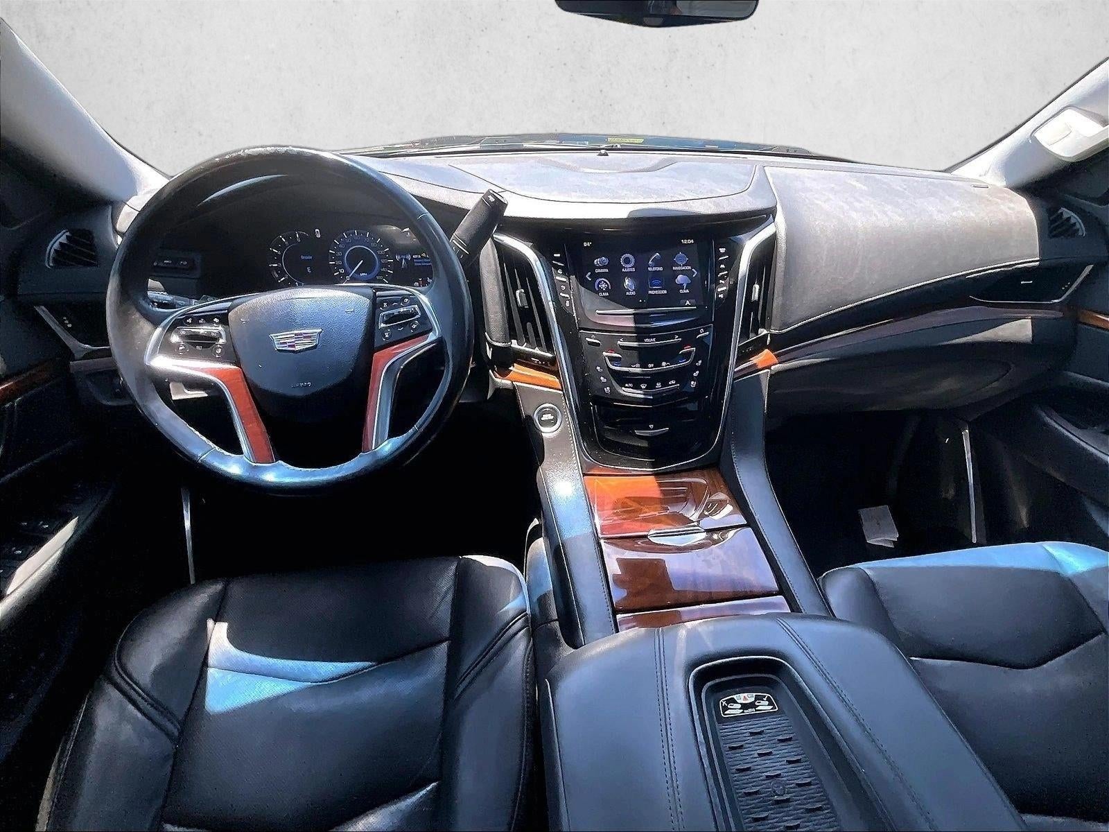 2017 Cadillac Escalade ESV Luxury