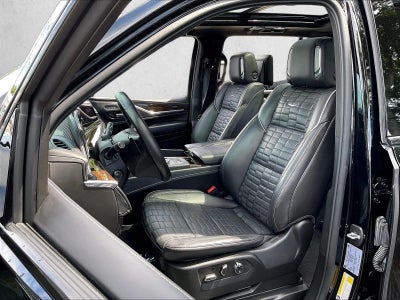 2023 Cadillac Escalade ESV 4WD Sport Platinum