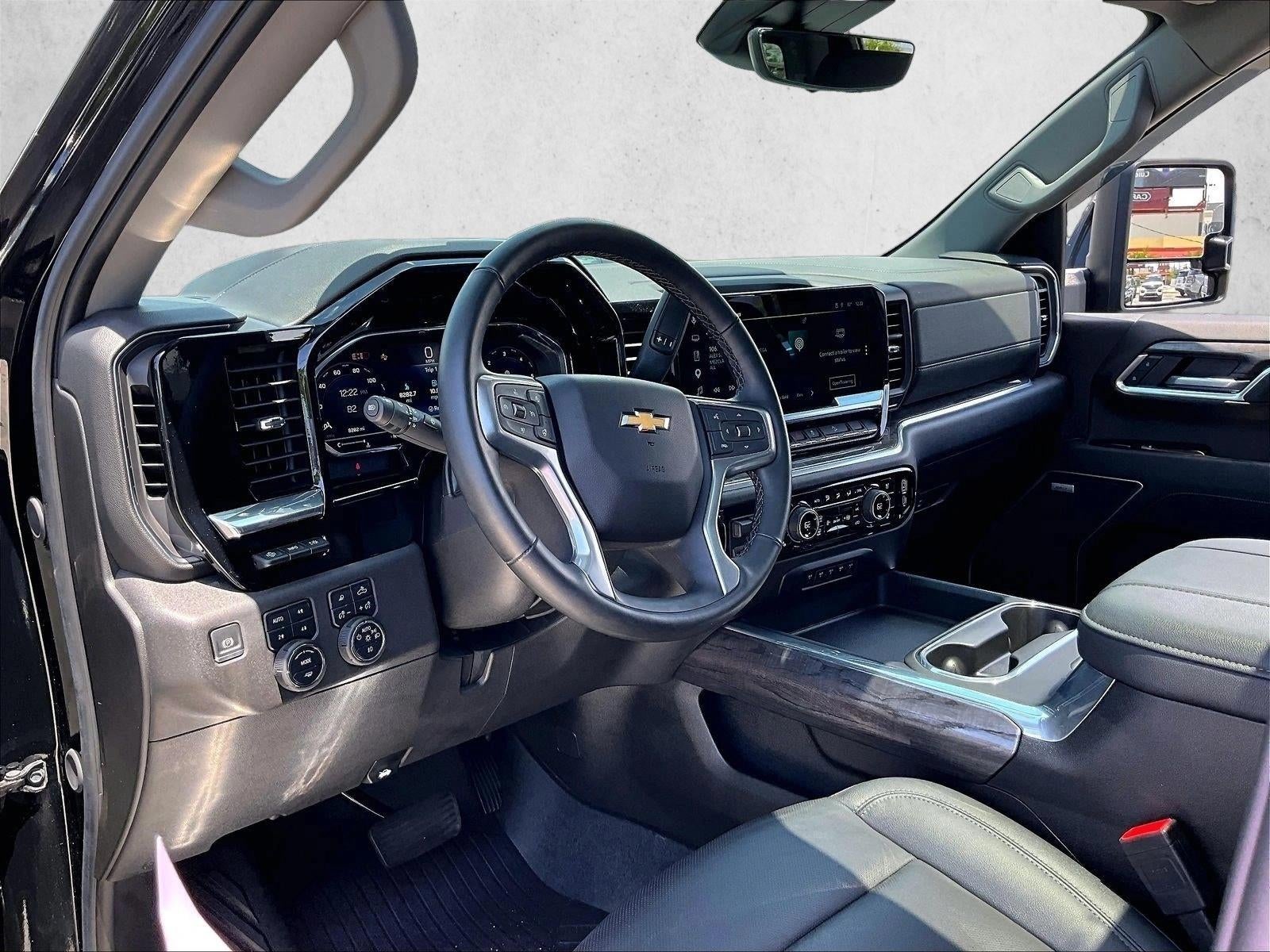 2025 Chevrolet Silverado 3500 HD LTZ