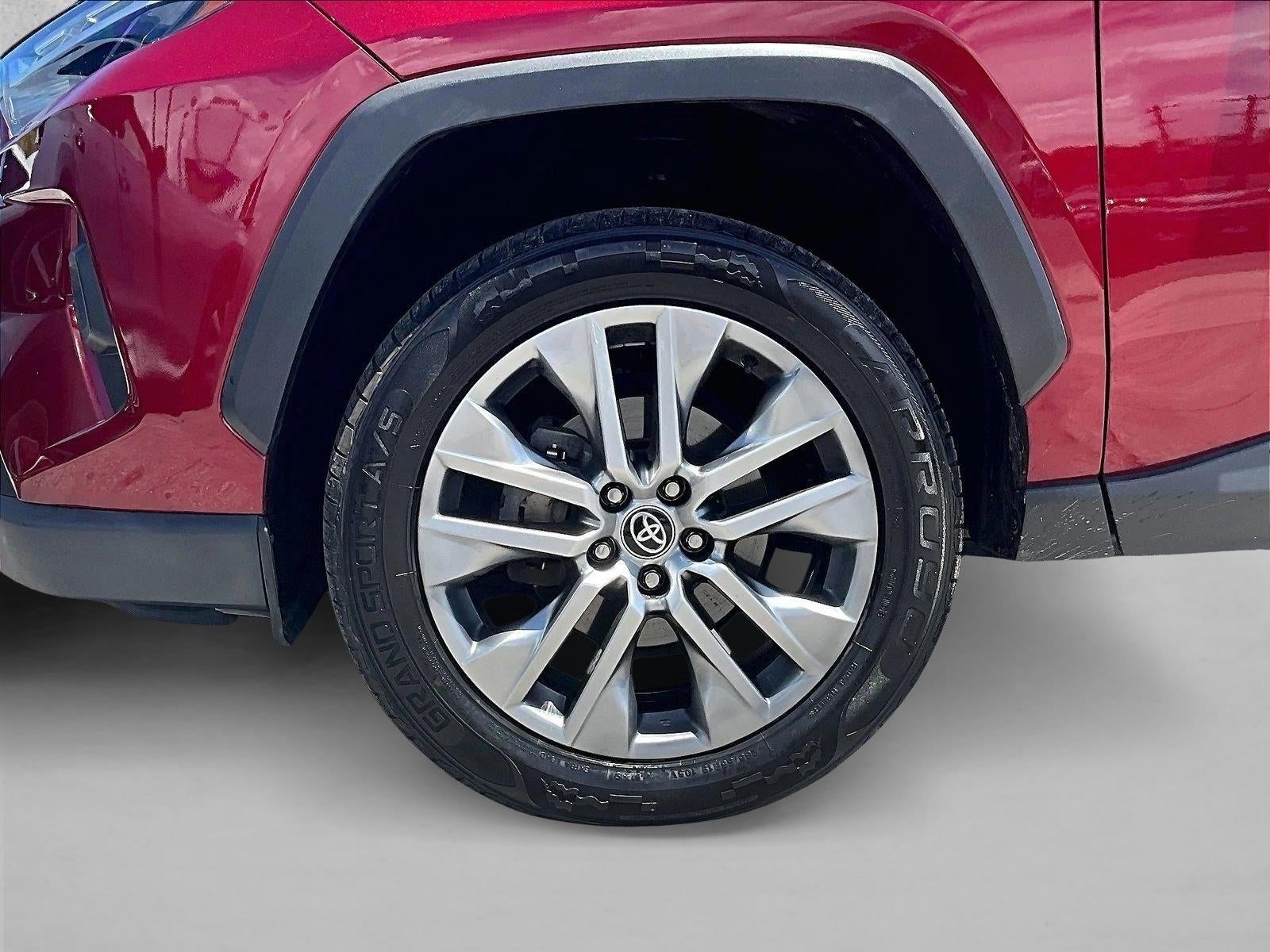 2023 Toyota RAV4 XLE Premium